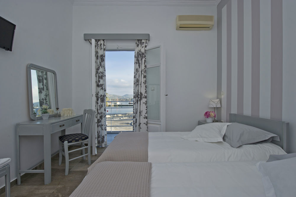 Hotel Oasis Parikia  Ngoại thất bức ảnh